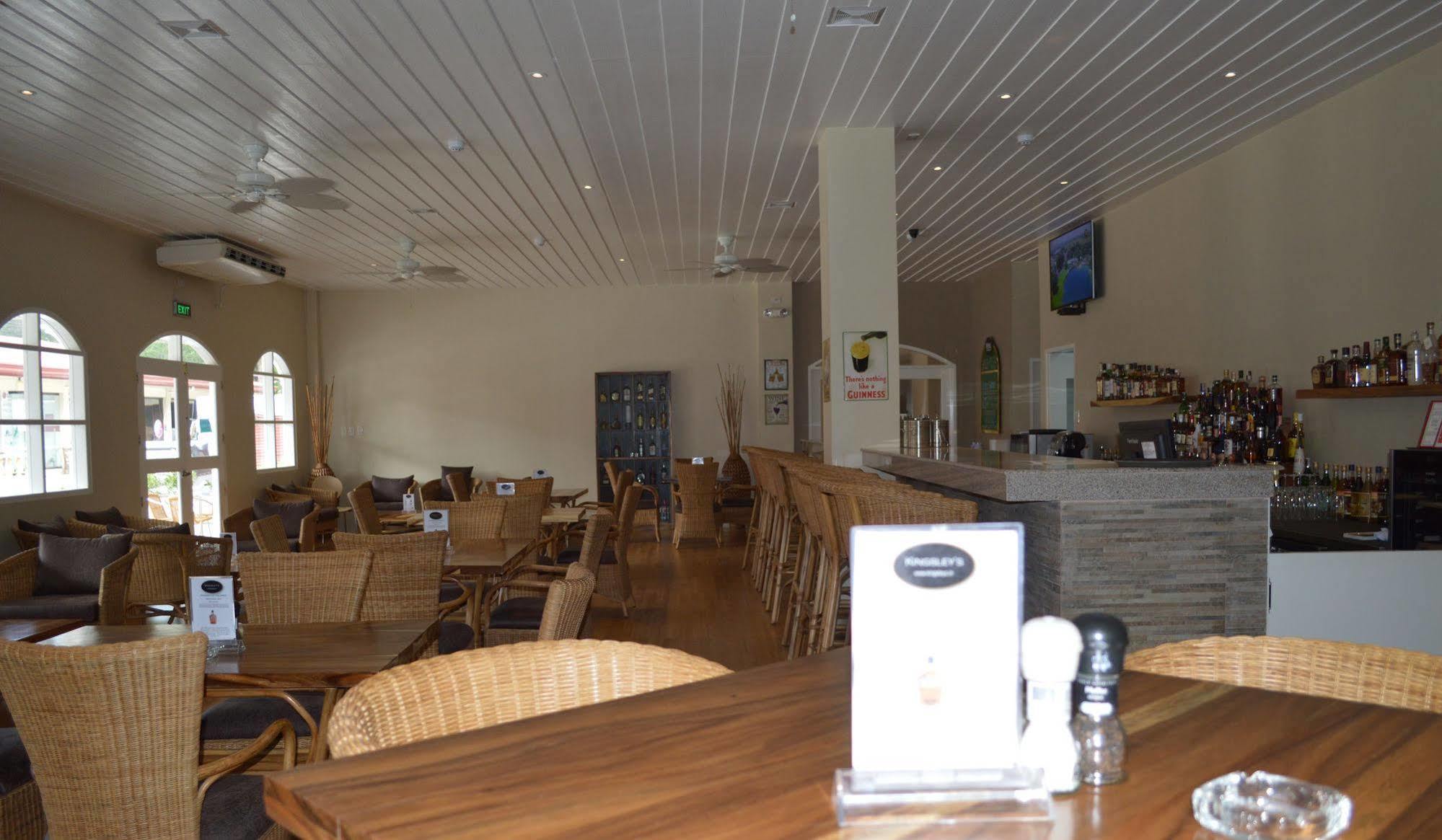Kingsley'S Hotel And Gastro Pub Mabalacat المظهر الخارجي الصورة