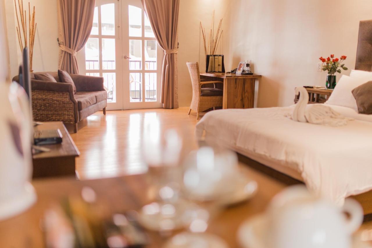 Kingsley'S Hotel And Gastro Pub Mabalacat المظهر الخارجي الصورة